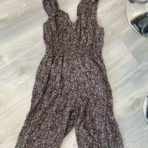 Dex floral jumpsuit size xl with stretch EUC